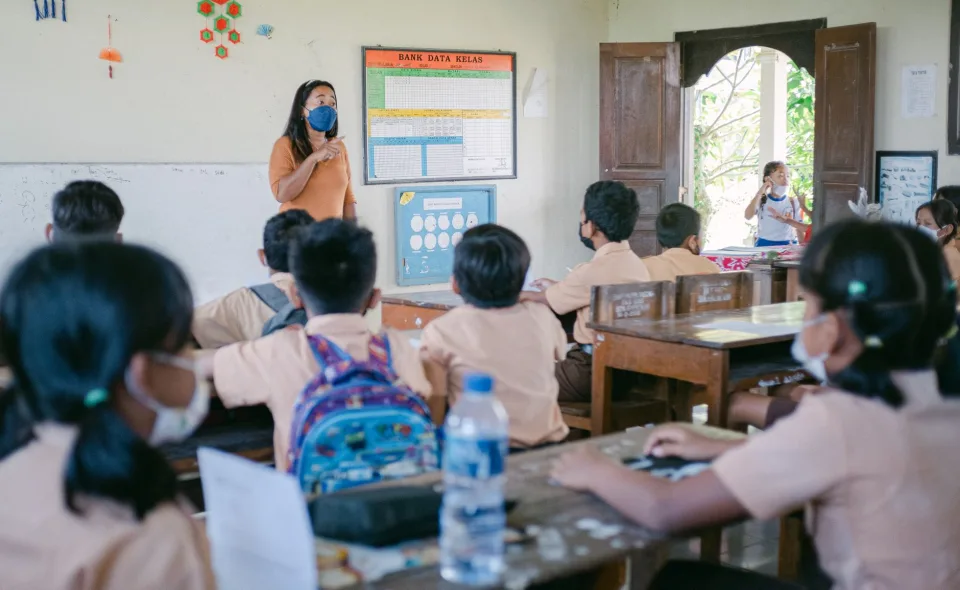 Lớp học tại Song Đan